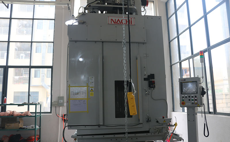 加工設(shè)備.jpg 加工設(shè)備.jpg